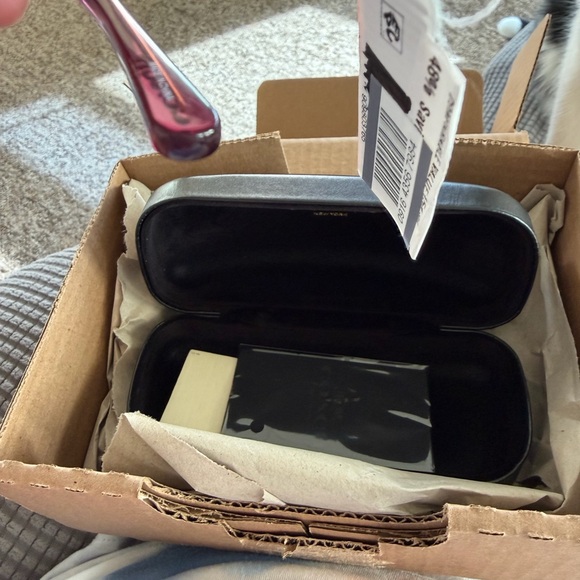 NWT Coach sunglasses with Coach case - Picture 5 of 8